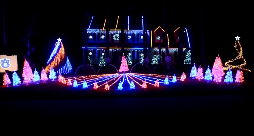 Christmas Lights Show Features Rod Bramblett's 'Kick Six' Radio Call Christmas Lights Show Features Rod Bramblett's 'Kick Six' Radio Call (now with video) - Christmas Lights Show Features Rod Bramblett's 'Kick Six' Radio Call